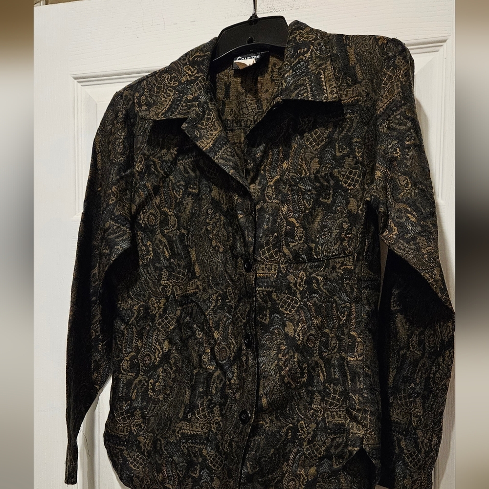 VINTAGE COURTENAY BUTTON UP SHIRT